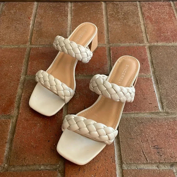 Cream Block Heel Sandals 8‎ - Picture 1 of 4
